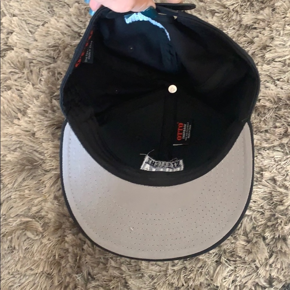 SOC SnapBack - Picture 2 of 3